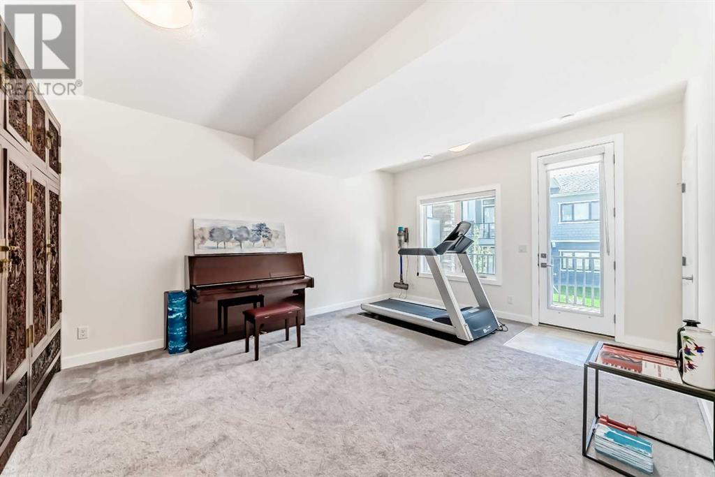 Single Family House for Sale in  Crestridge Common SW Crestmont Calgary 