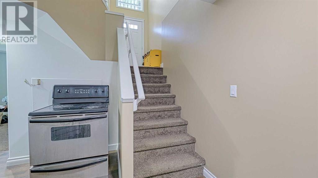 Single Family House Bi-level for Sale in  Taravista Mews NE Taradale Calgary 