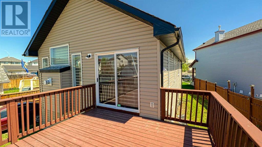 Single Family House Bi-level for Sale in  Taravista Mews NE Taradale Calgary 