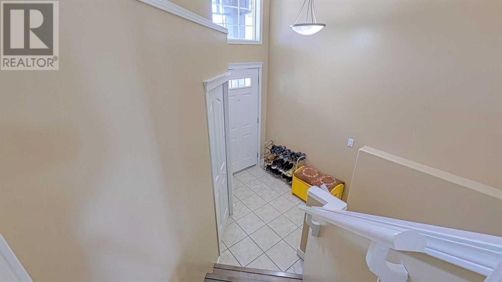 Single Family House Bi-level for Sale in  Taravista Mews NE Taradale Calgary 