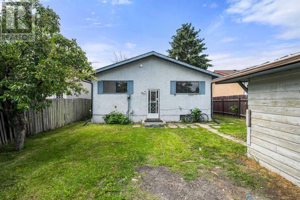 Single Family House Bungalow for Sale in  Fallswater Road NE Falconridge Calgary 