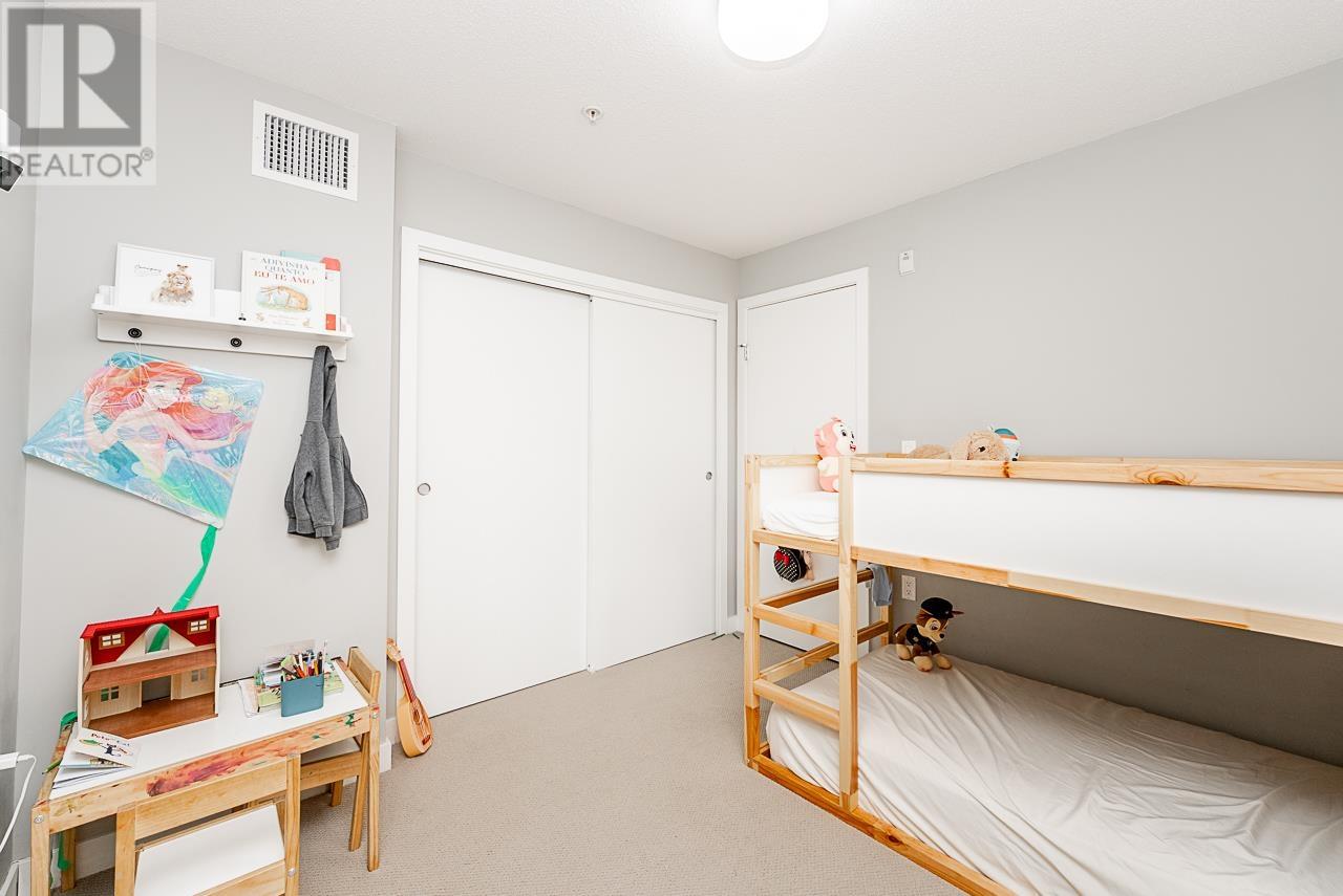 Photo 19 of 118 9333 Tomicki Avenue, Richmond BC