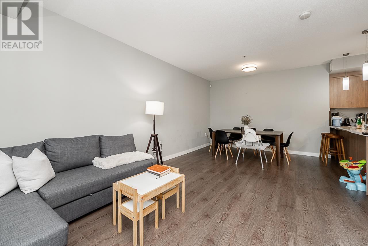 Photo 12 of 118 9333 Tomicki Avenue, Richmond BC