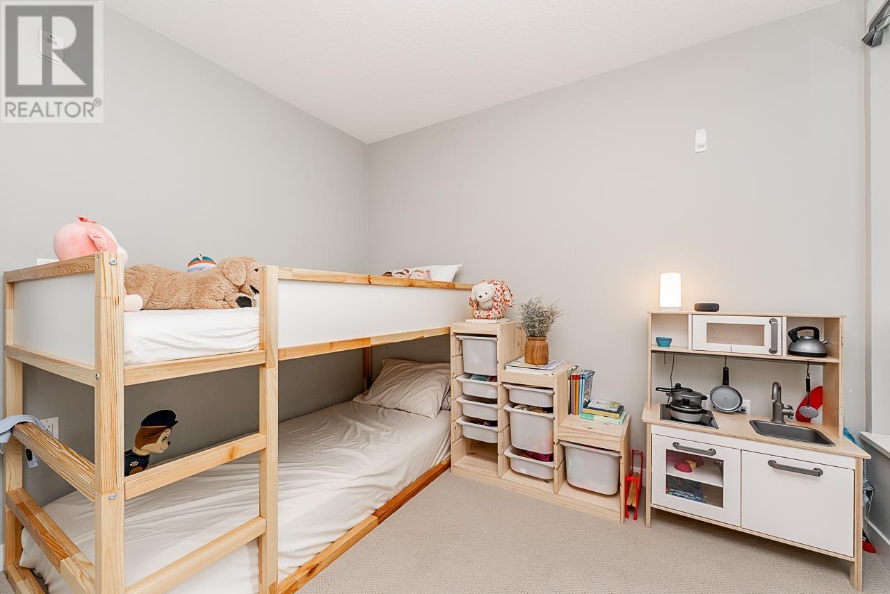 Photo 18 of 118 9333 Tomicki Avenue, Richmond BC