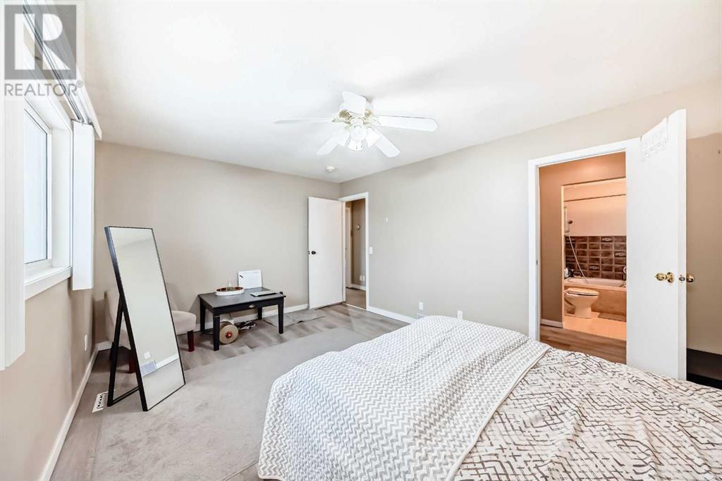 Single Family House 4 Level for Sale in  Whiteram Gate NE Whitehorn Calgary 