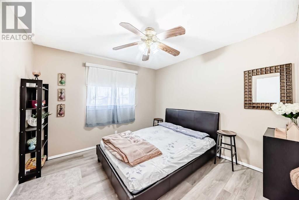 Single Family House 4 Level for Sale in  Whiteram Gate NE Whitehorn Calgary 