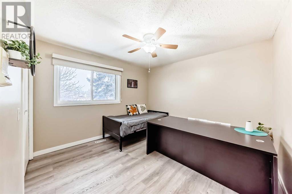 Single Family House 4 Level for Sale in  Whiteram Gate NE Whitehorn Calgary 