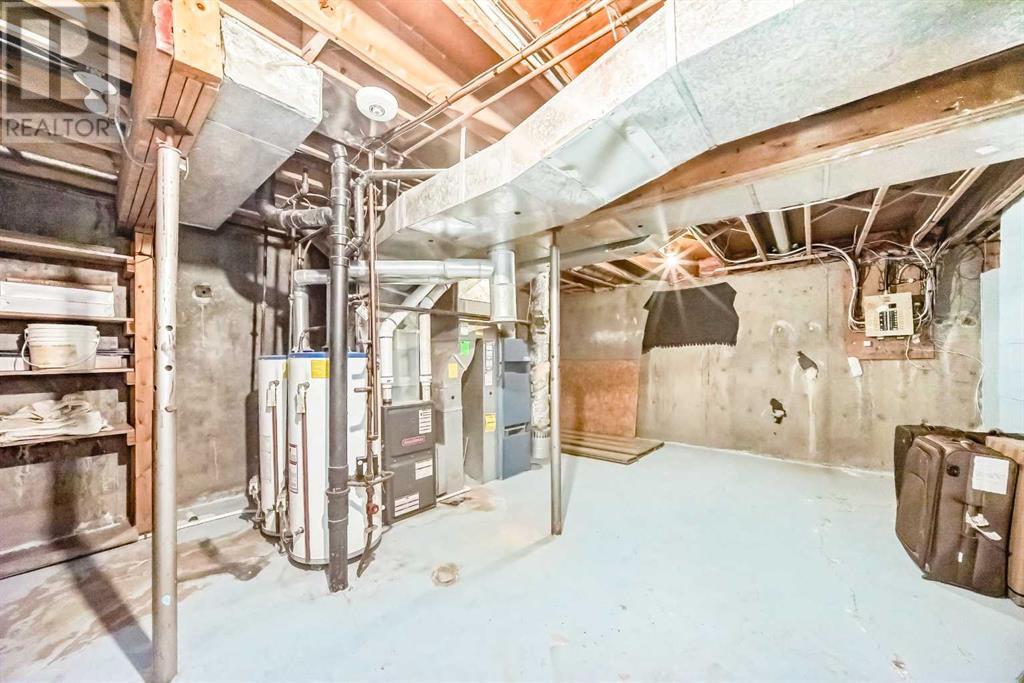 Single Family House 4 Level for Sale in  Whiteram Gate NE Whitehorn Calgary 