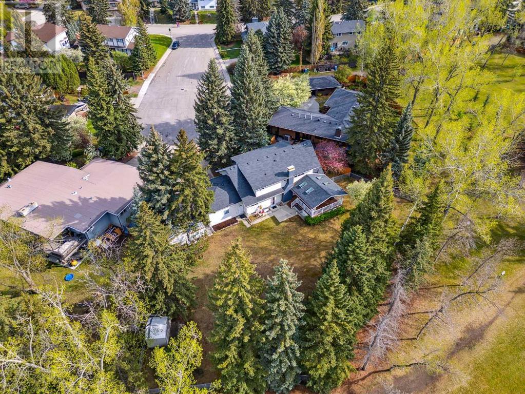 Single Family House for Sale in  Umber Place NW University Heights Calgary 