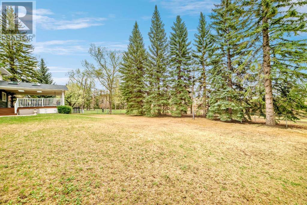 Single Family House for Sale in  Umber Place NW University Heights Calgary 