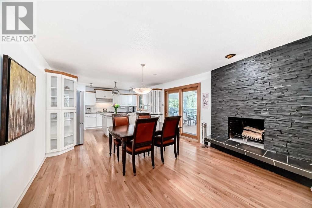 Single Family House for Sale in  Umber Place NW University Heights Calgary 