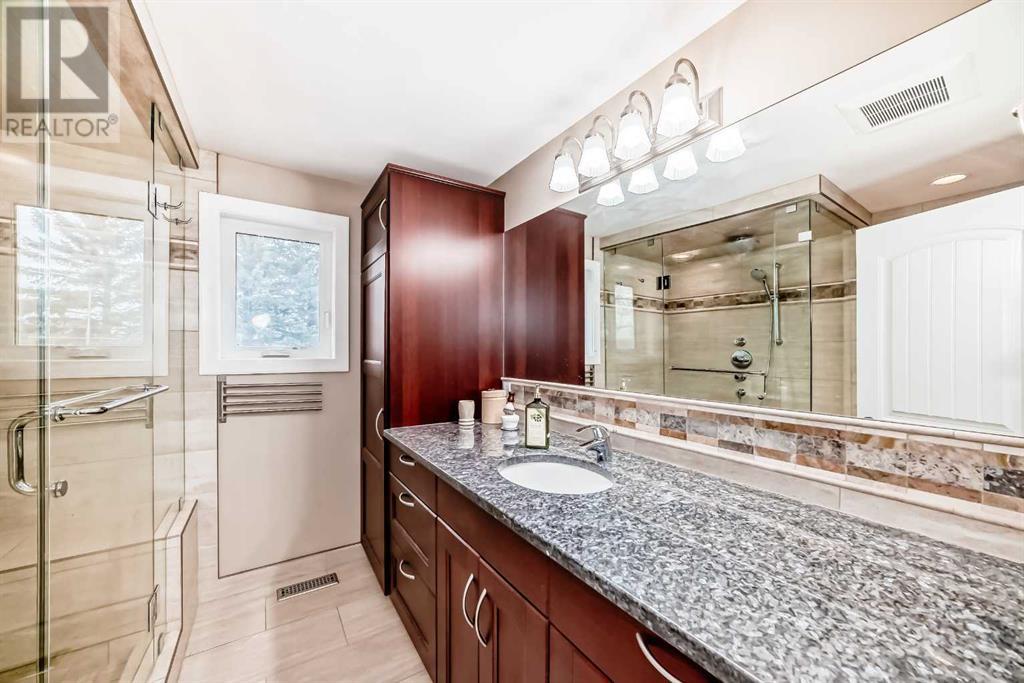 Single Family House for Sale in  Umber Place NW University Heights Calgary 