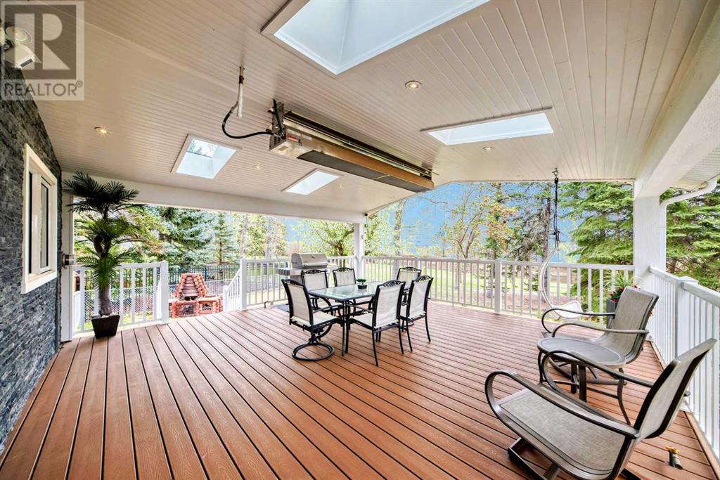 Single Family House for Sale in  Umber Place NW University Heights Calgary 