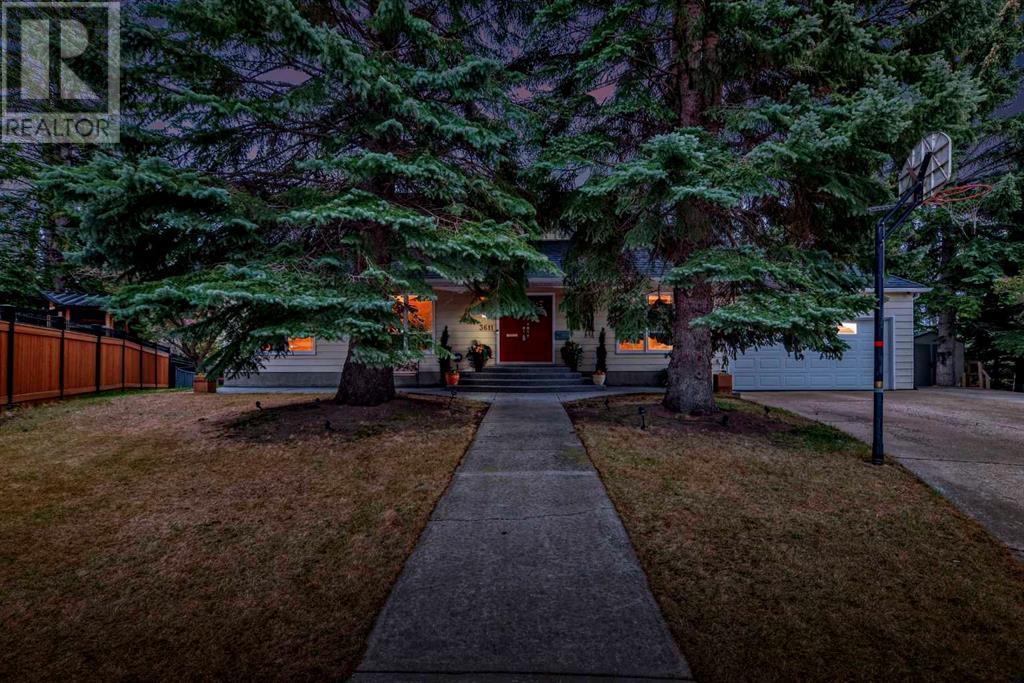 Single Family House for Sale in  Umber Place NW University Heights Calgary 
