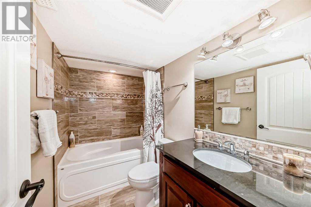 Single Family House for Sale in  Umber Place NW University Heights Calgary 