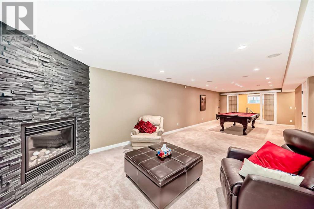 Single Family House for Sale in  Umber Place NW University Heights Calgary 