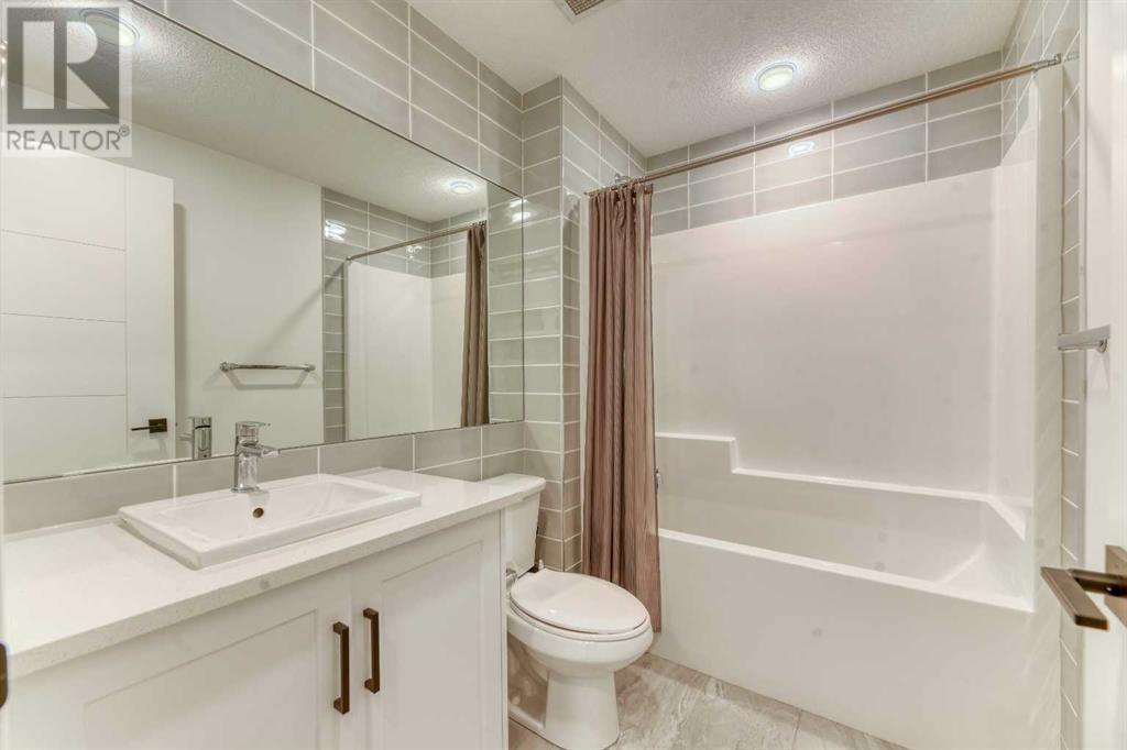 Single Family House for Sale in   Livingston Common NE Livingston Calgary 