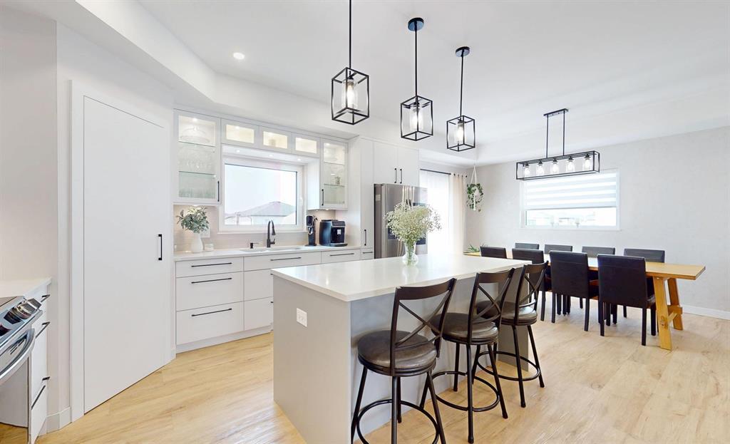 Photo 7 of 135 Parkside Crescent, Mitchell MB