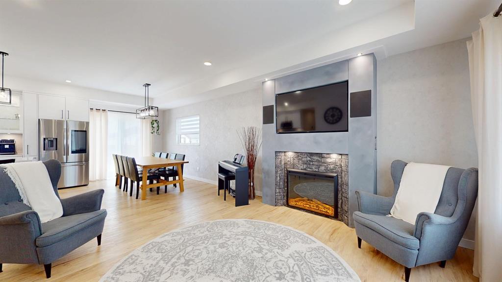 Photo 9 of 135 Parkside Crescent, Mitchell MB