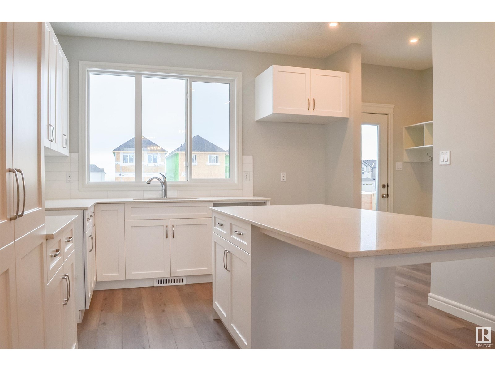 Photo 19 of 18839 29 Av Nw, Edmonton AB