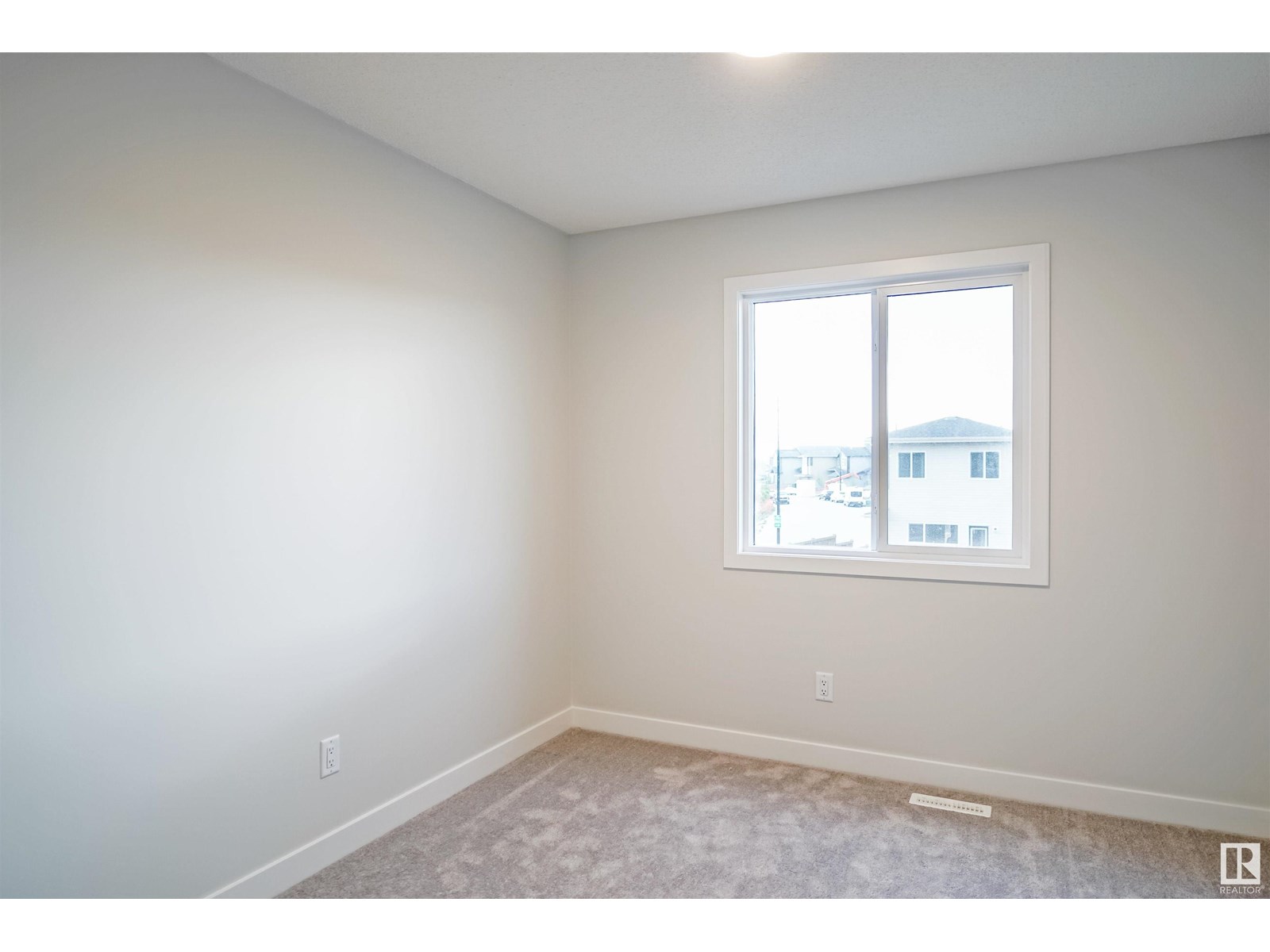 Photo 22 of 18835 29 Av Nw, Edmonton AB