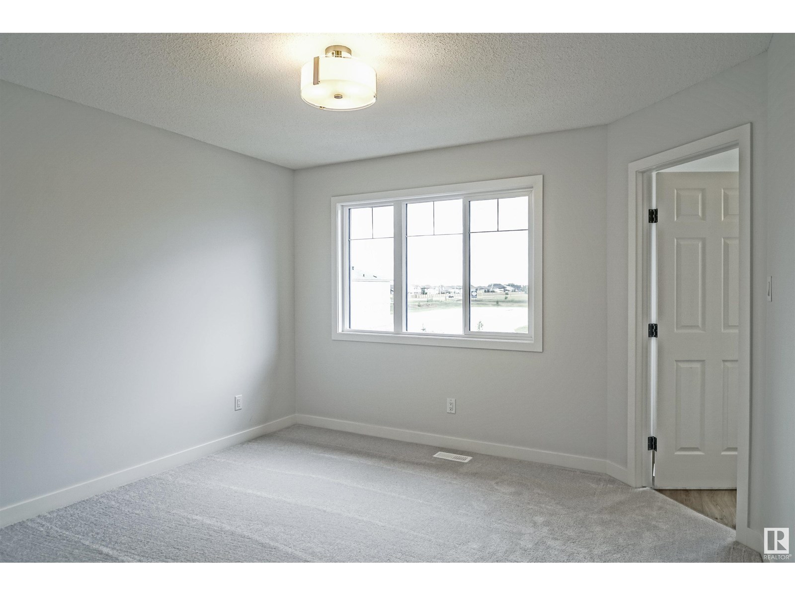 Photo 10 of 117 Copperhaven Dr, Spruce Grove AB