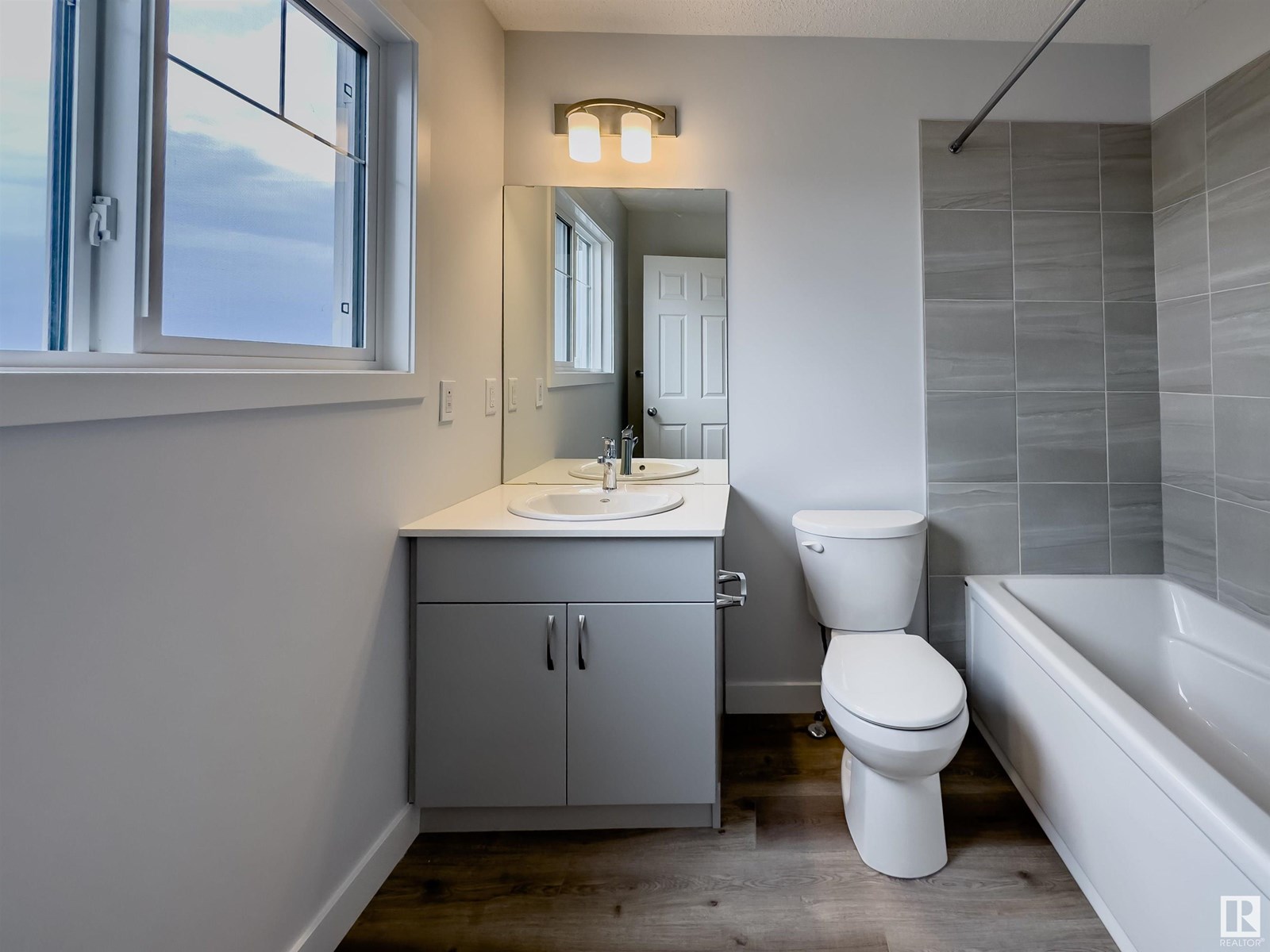Photo 19 of 117 Copperhaven Dr, Spruce Grove AB