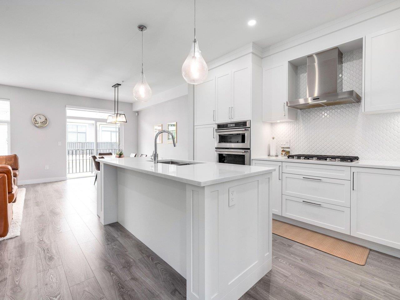 Photo 11 of 6 20327 72 B Avenue, Langley BC