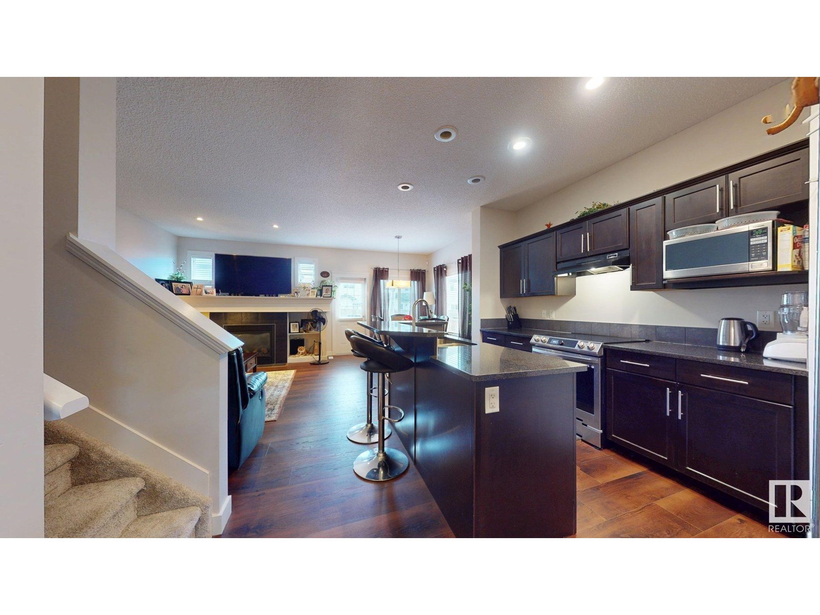 Photo 21 of 2917 16 A Av Nw Nw, Edmonton AB