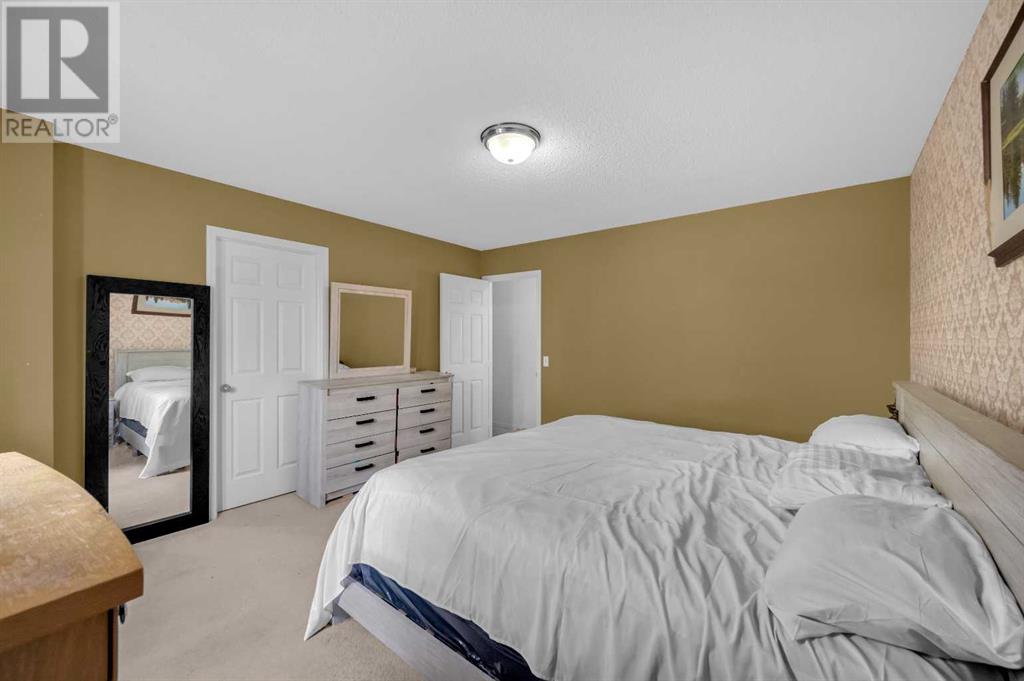 Single Family House for Sale in  Saddlemont Manor NE Saddle Ridge Calgary 