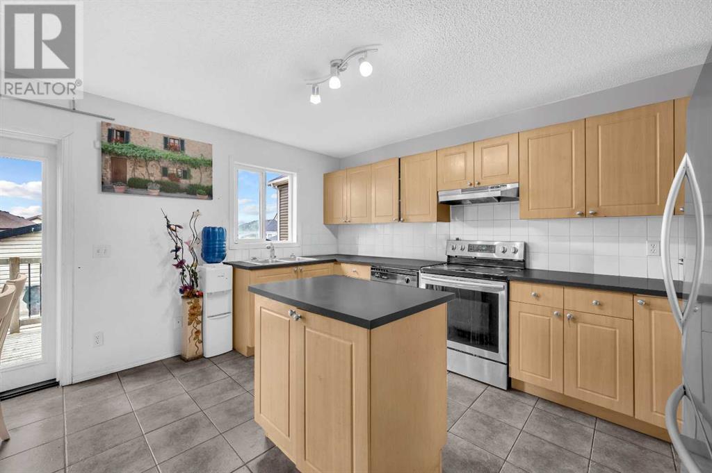 Single Family House for Sale in  Saddlemont Manor NE Saddle Ridge Calgary 