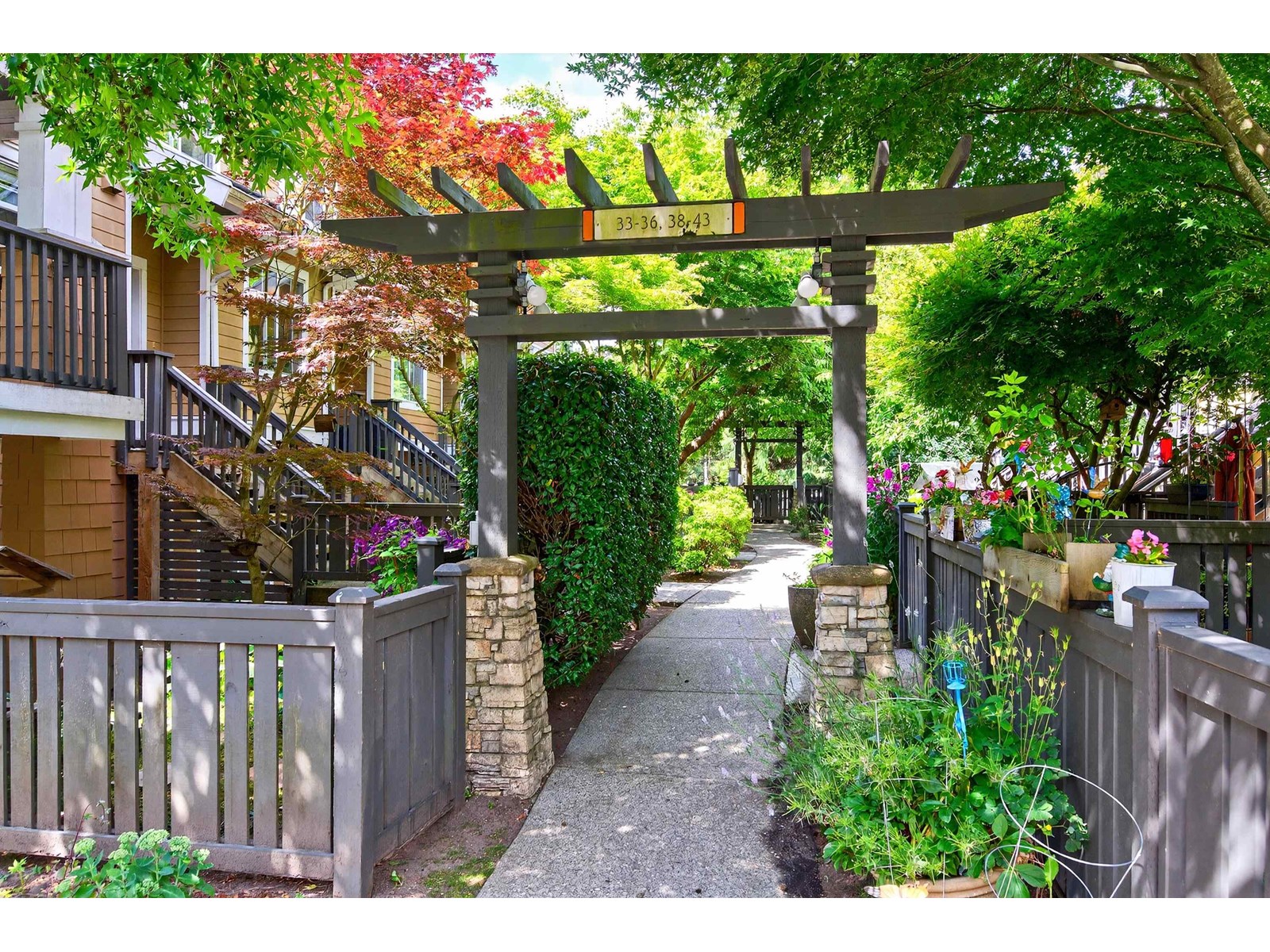 Photo 32 of 36 15233 34 Avenue, Surrey BC