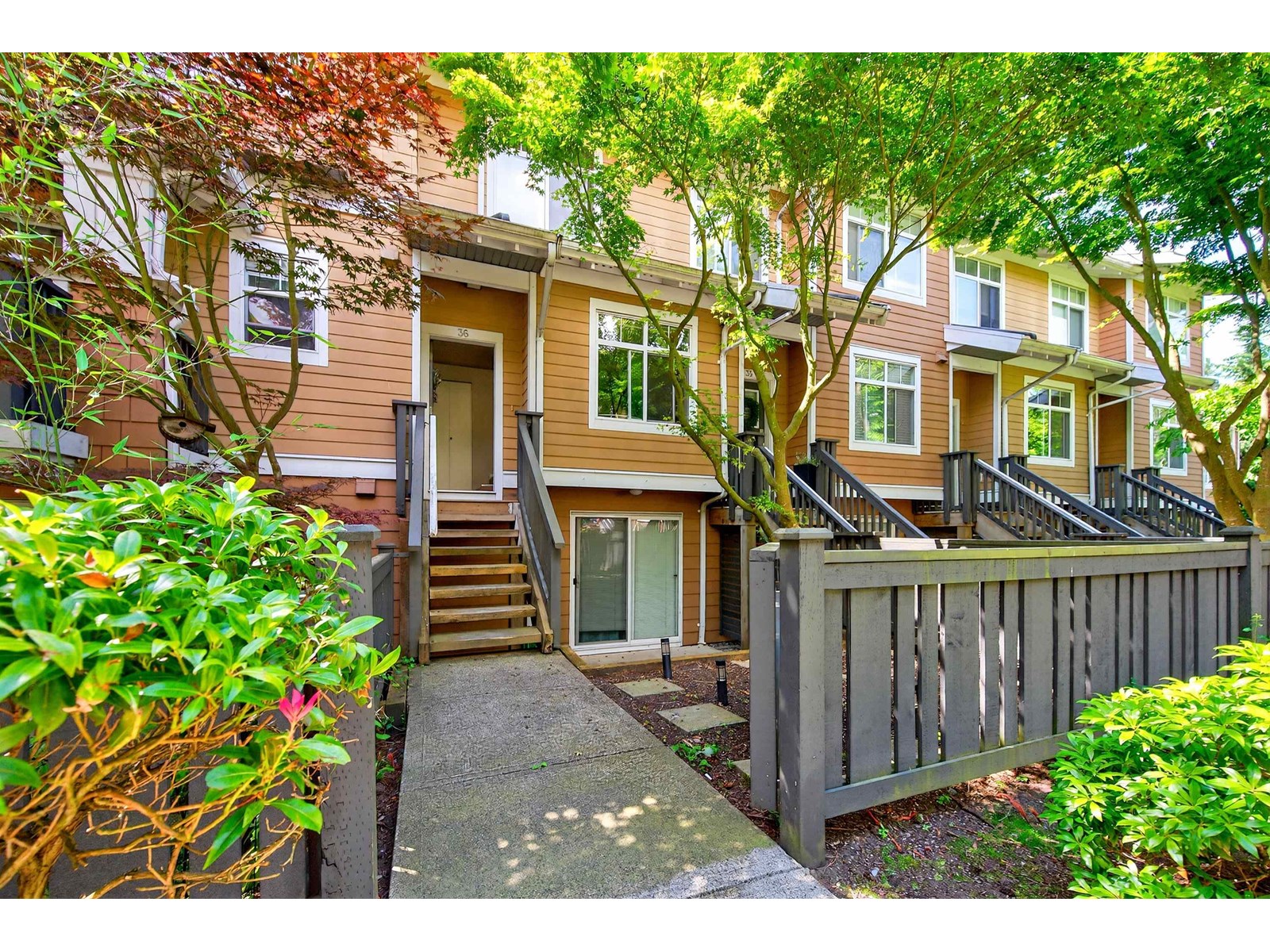 Photo 34 of 36 15233 34 Avenue, Surrey BC