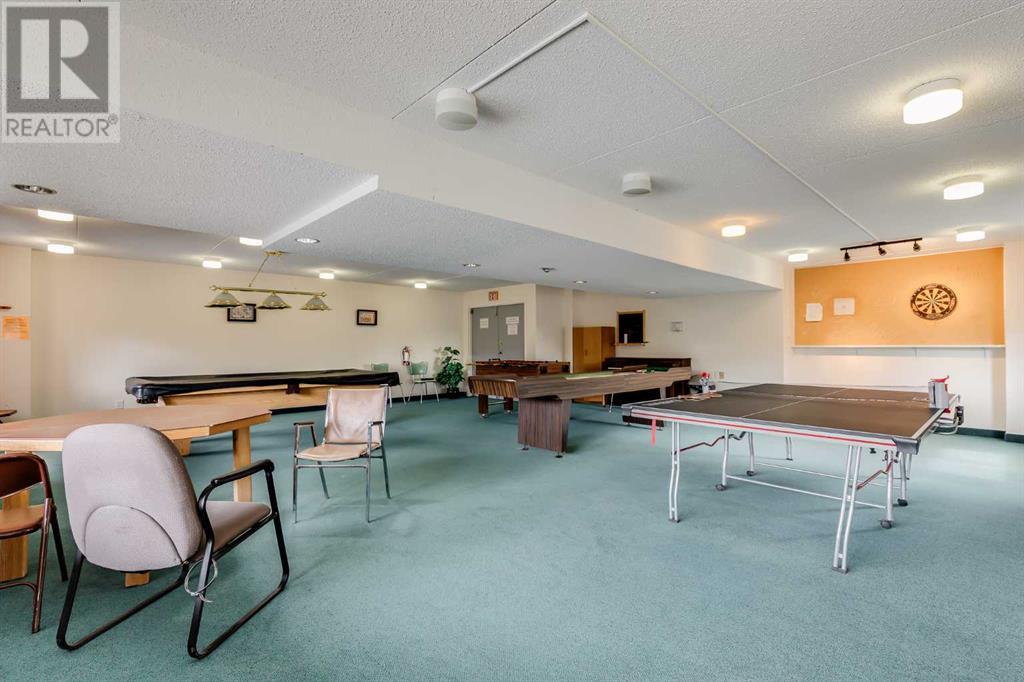 Single Family House for Sale in   Dalton Drive NW Dalhousie Calgary 