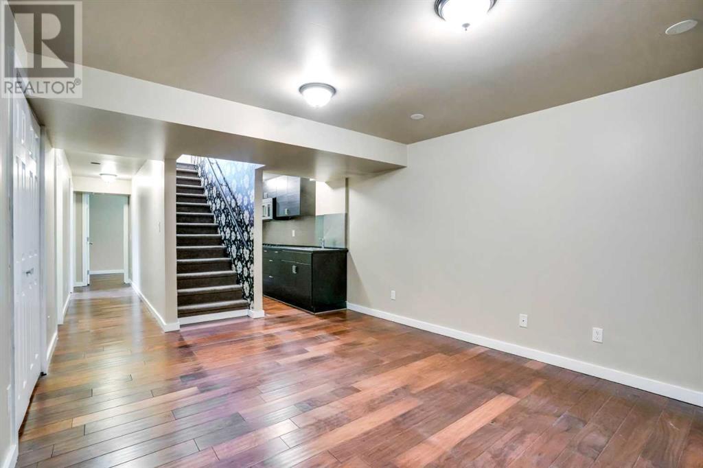 Single Family House for Sale in  Copperpond Park SE Copperfield Calgary 