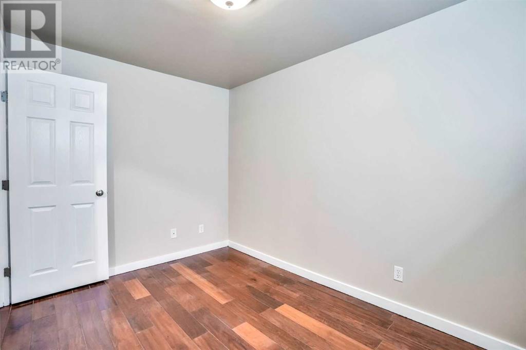Single Family House for Sale in  Copperpond Park SE Copperfield Calgary 