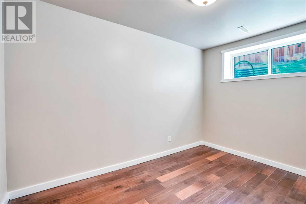 Single Family House for Sale in  Copperpond Park SE Copperfield Calgary 
