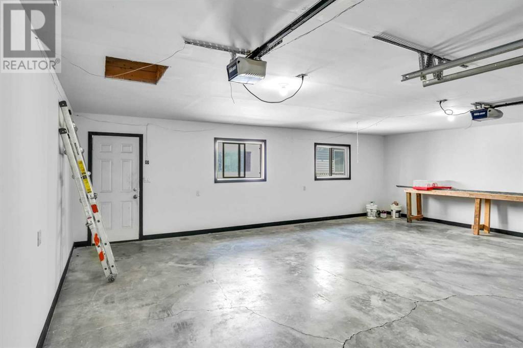 Single Family House for Sale in  Copperpond Park SE Copperfield Calgary 
