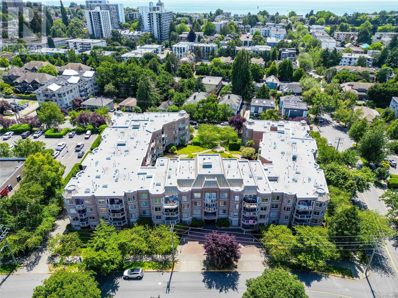 Photo 14 of 205 405 Quebec St, Victoria BC