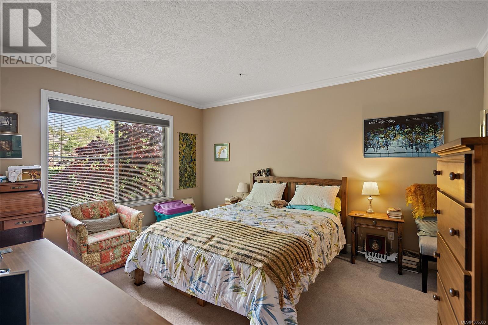 Photo 9 of 205 405 Quebec St, Victoria BC