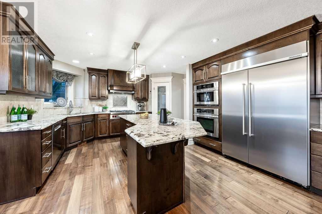 Single Family House for Sale in  Signature Way SW Signal Hill Calgary 