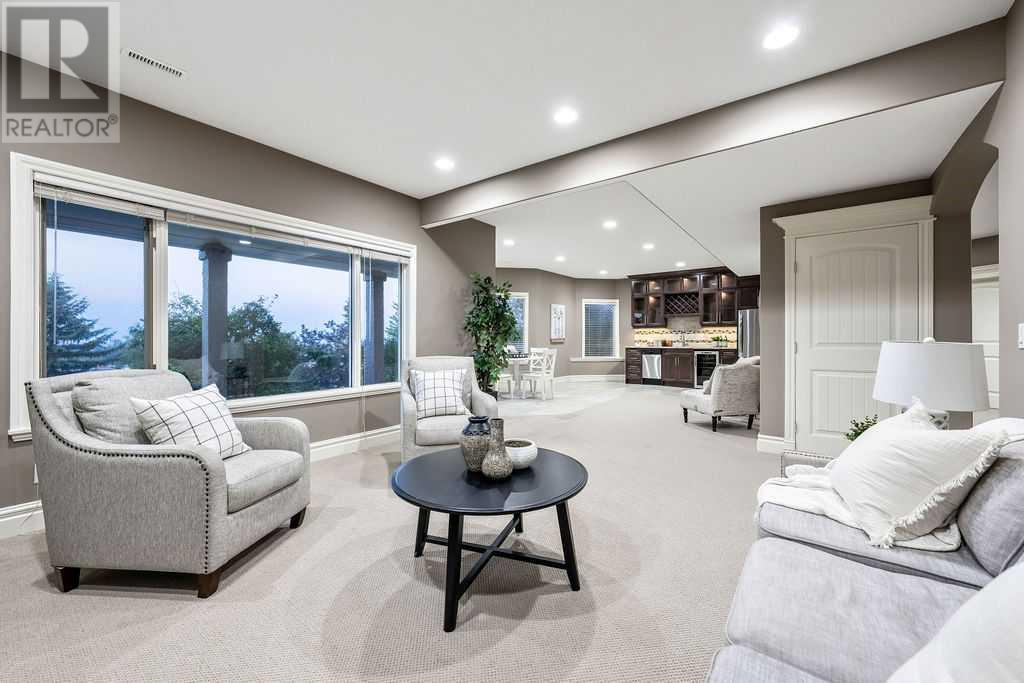 Single Family House for Sale in  Signature Way SW Signal Hill Calgary 