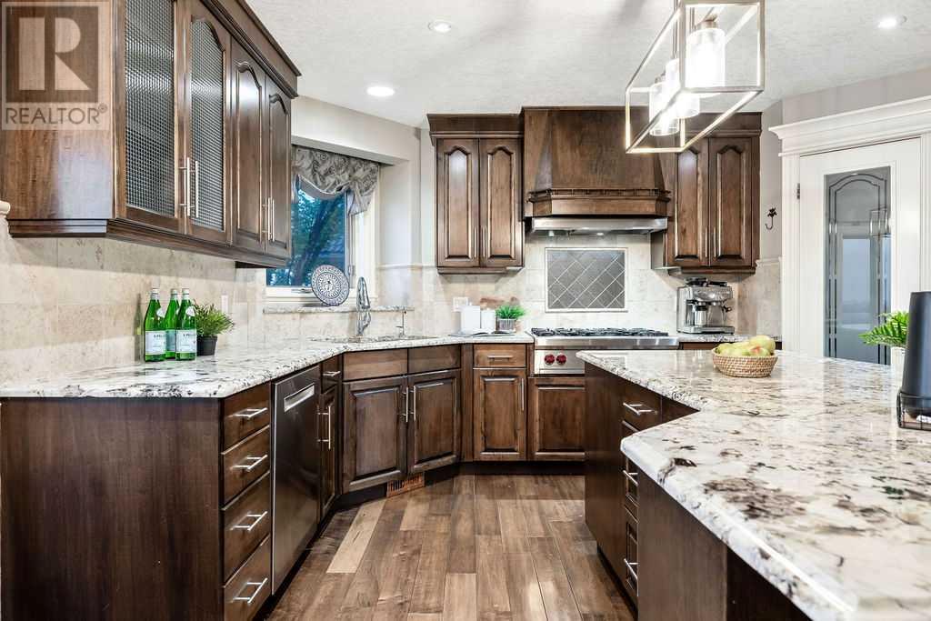 Single Family House for Sale in  Signature Way SW Signal Hill Calgary 