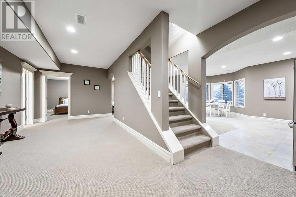 Single Family House for Sale in  Signature Way SW Signal Hill Calgary 