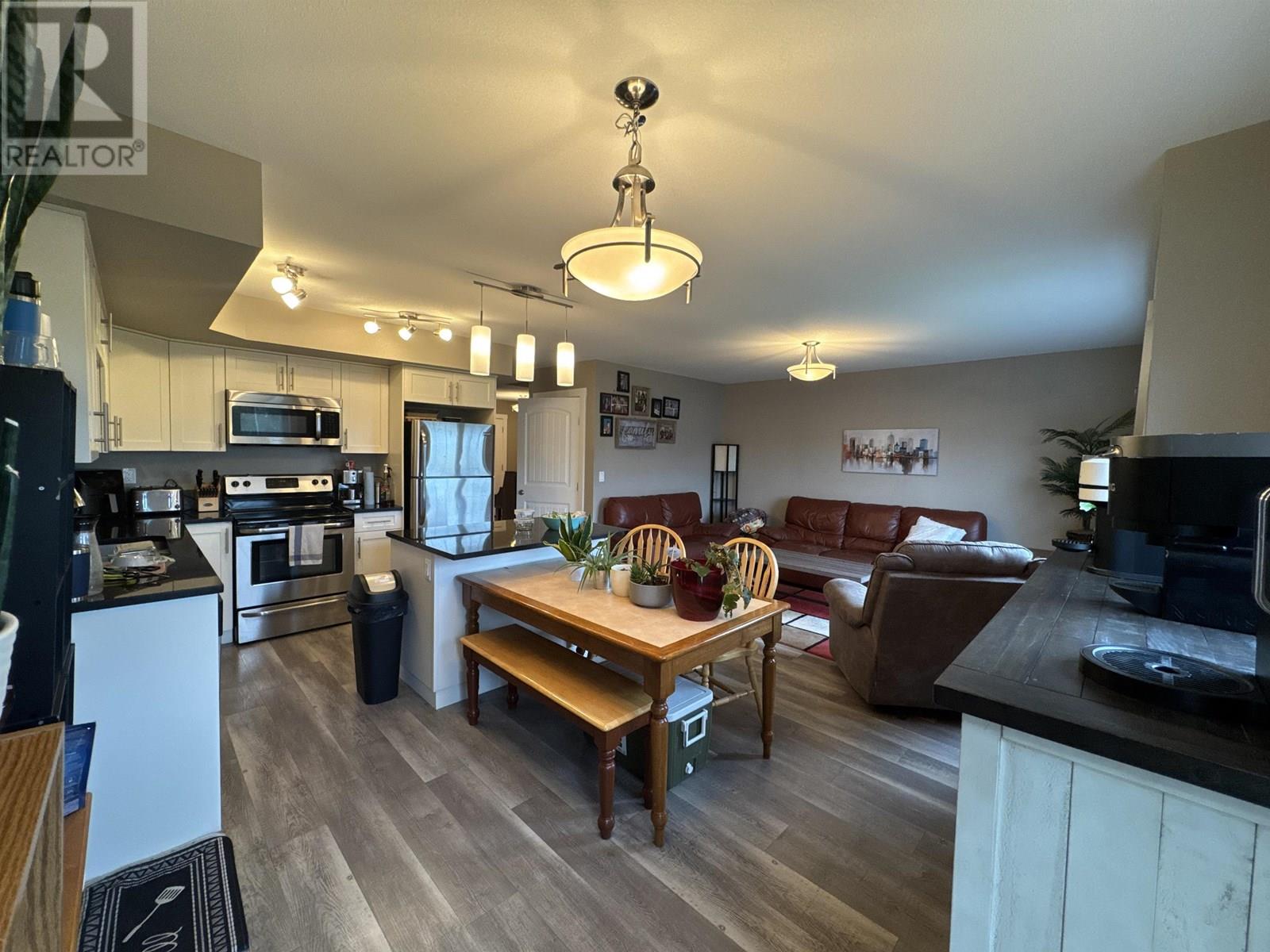 Photo 4 of 119 10104 114 A Avenue, Fort St John BC
