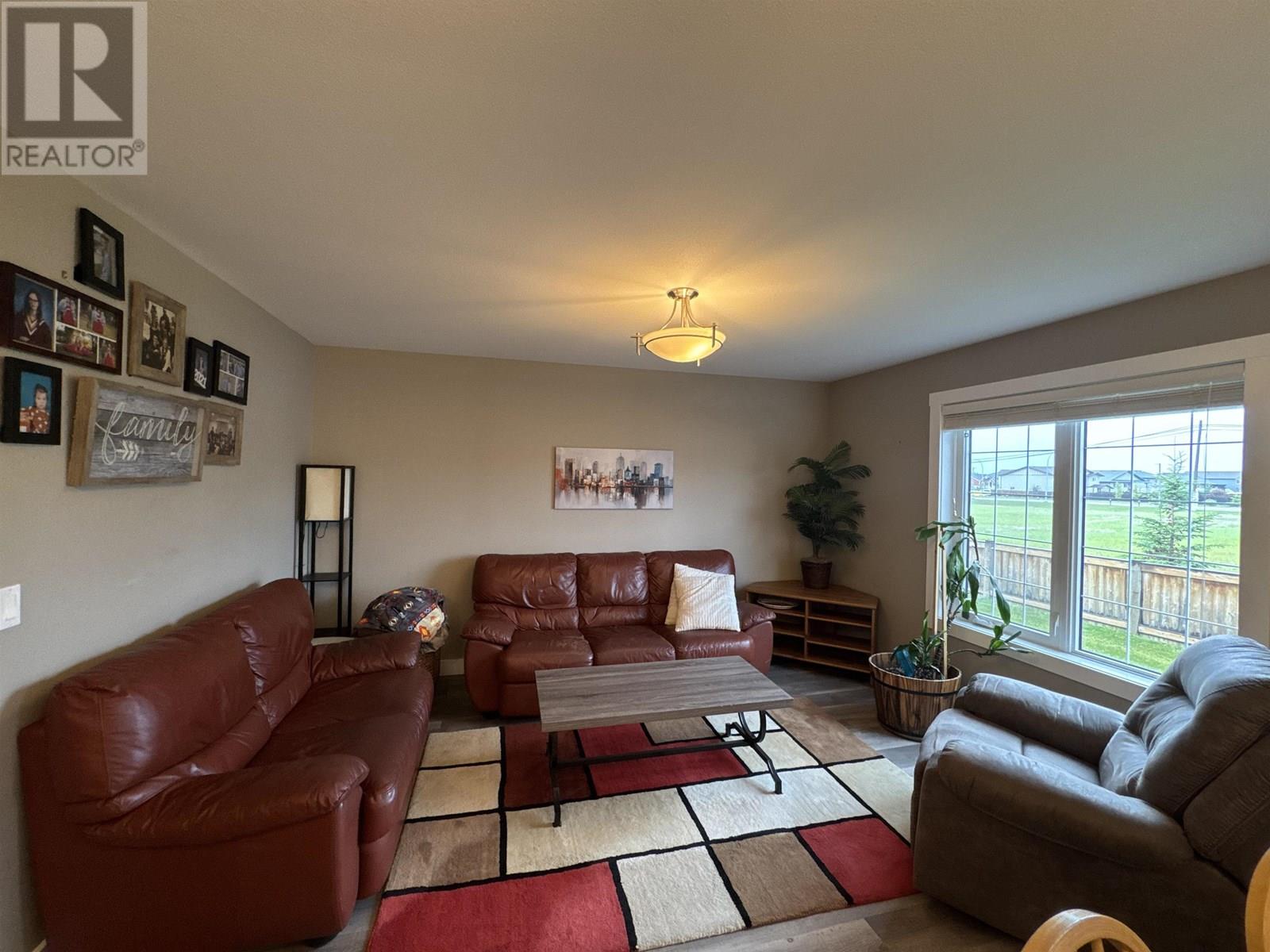 Photo 6 of 119 10104 114 A Avenue, Fort St John BC