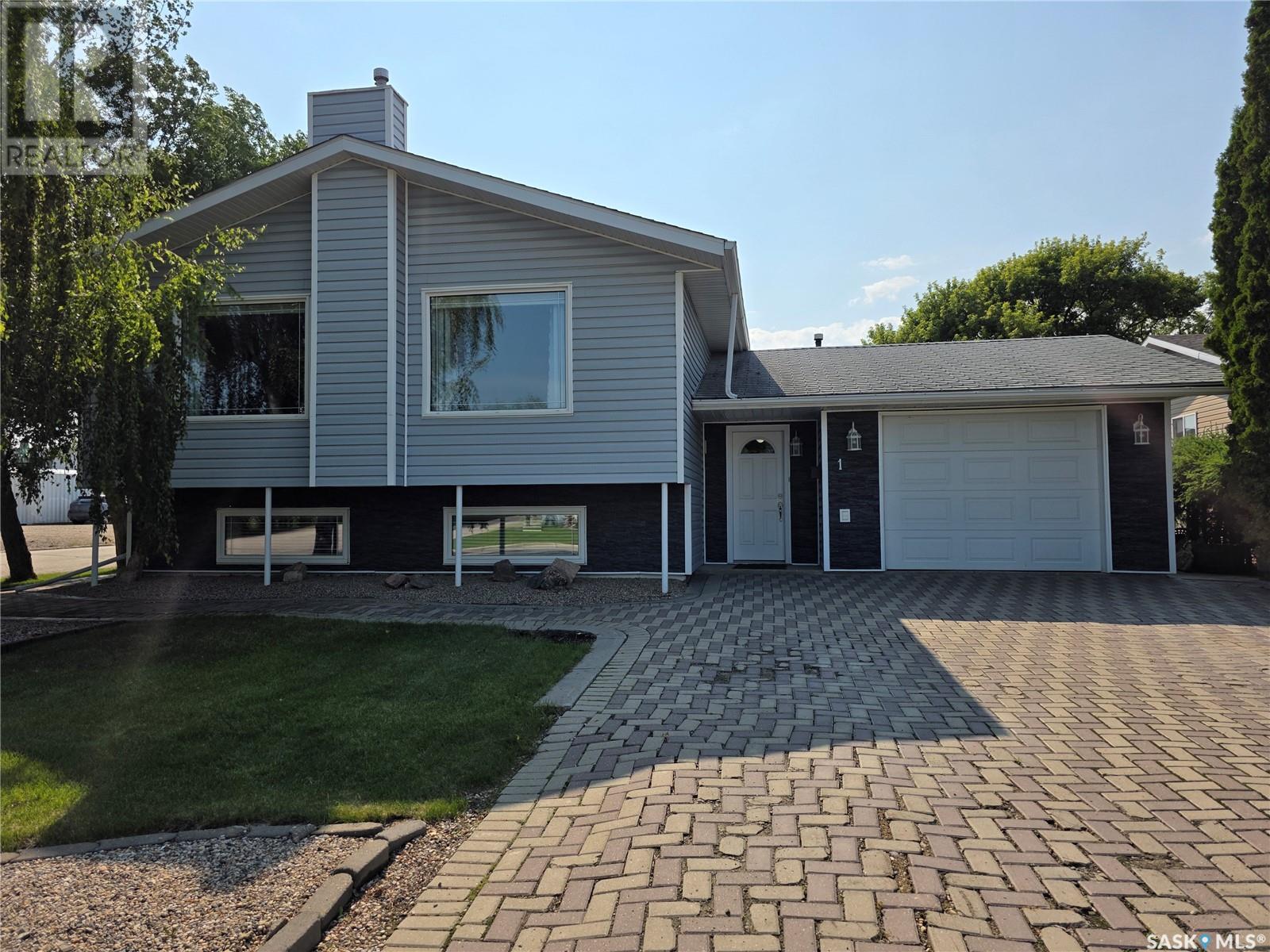 Photo 15 of 1 Valecrest Place, Tisdale SK