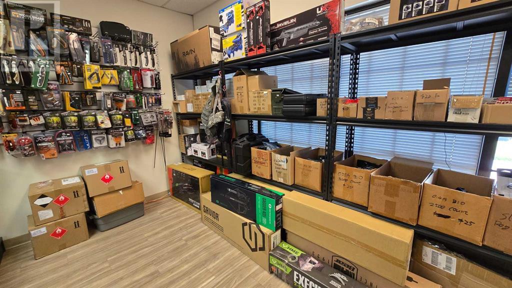 Business for Sale in    Avenue NE Tuxedo Park Calgary 