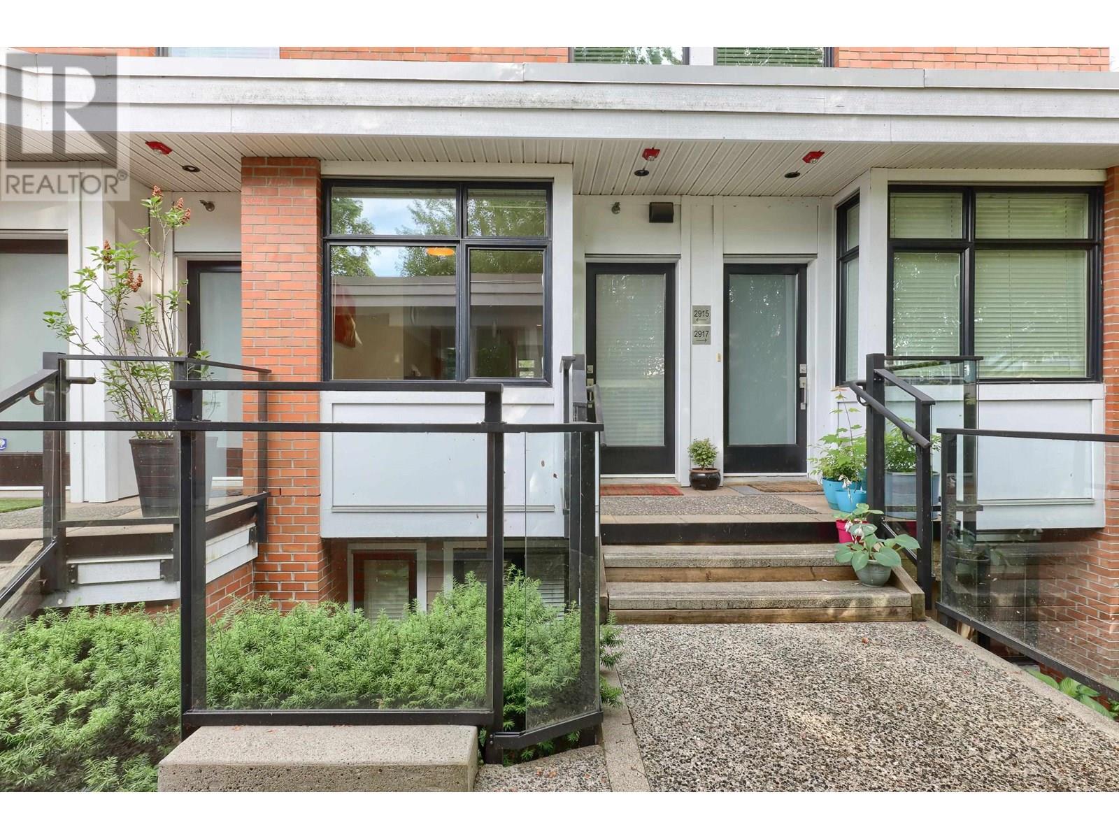 Photo 2 of 2915 Wall Street, Vancouver BC