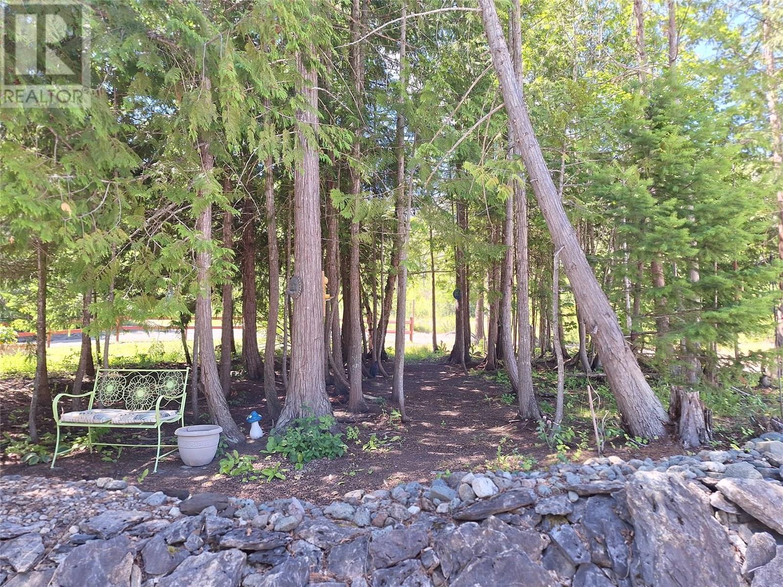 Photo 25 of 1406 Huckleberry Drive, Sorrento BC